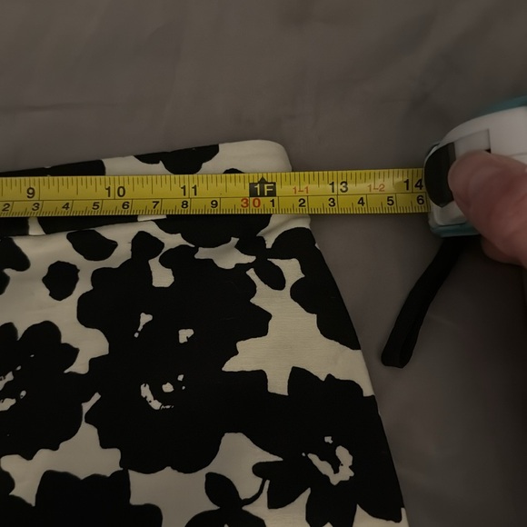 LOFT floral pencil skirt - Picture 6 of 6